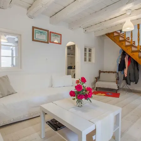 Дом отдыха House